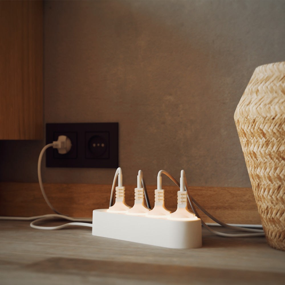 Shelly-Power-Strip-4-Gen-4-White-Lifestyle-Photos.jpg