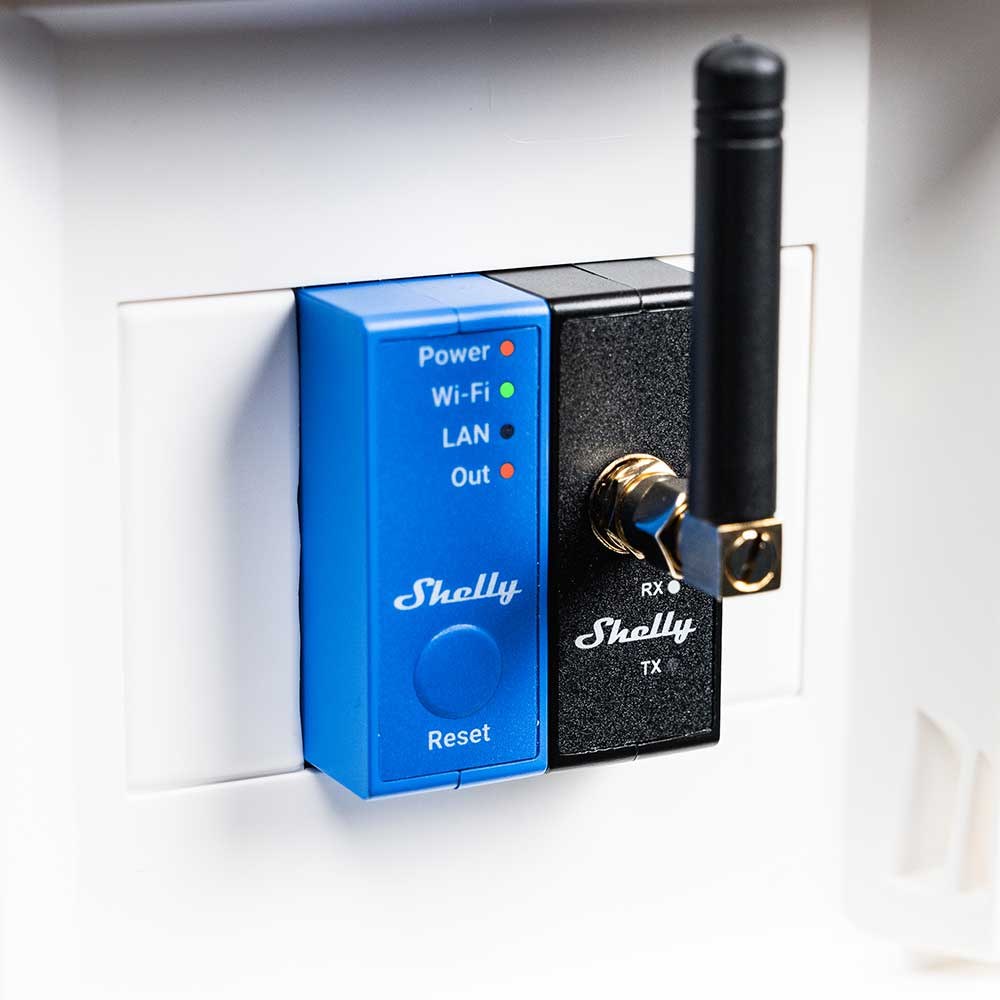 Shelly-Pro-LoRa-Add-on_wall-mounted_02.jpg